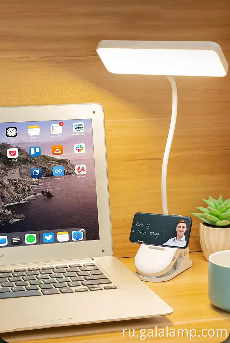 study-room-clip-on-led-lighting-fixture-11